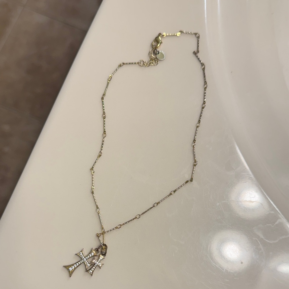 Elegant Gold Cross Pendant Necklace